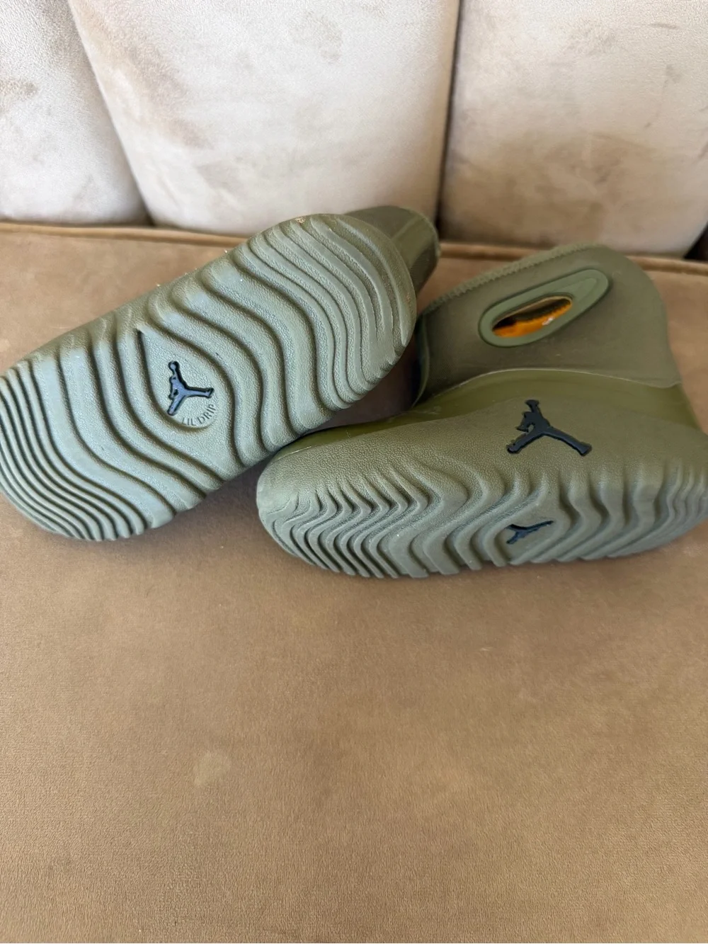 Jordan Kids Rain Boots Youth 9C Olive Green Waterproof Insulated Boots